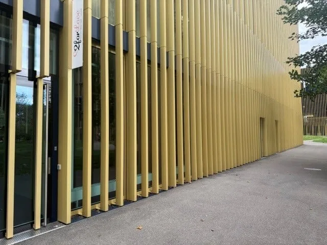 Attraktive Gewerbefläche im Sportgebäude Luzern – Foto 2 von 7