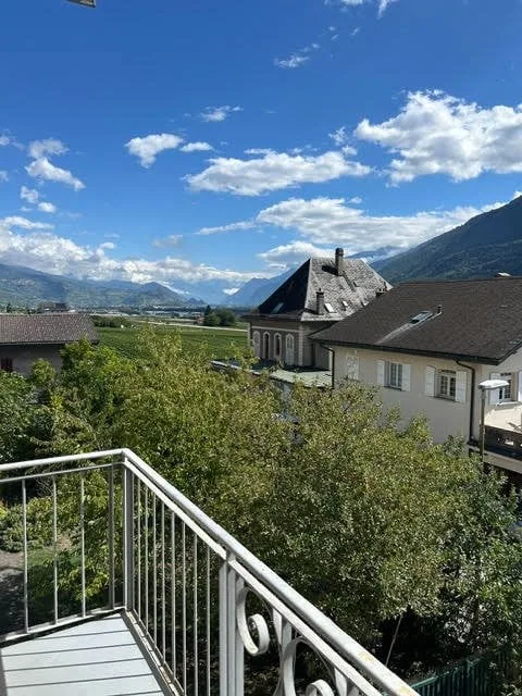 Appartamento 2.5 locali a St. Pierre de Clages con balcone