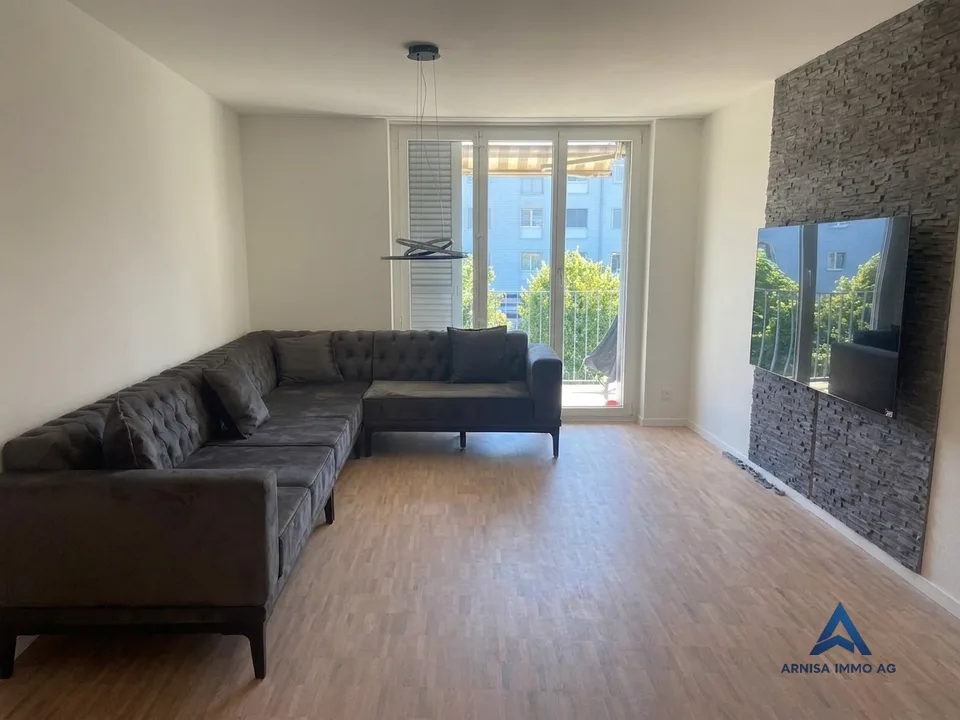 Charmante 3.5-Zimmer-Wohnung mit Balkon in Kaiseraugst – sofort verfügbar! – Foto 2 von 10
