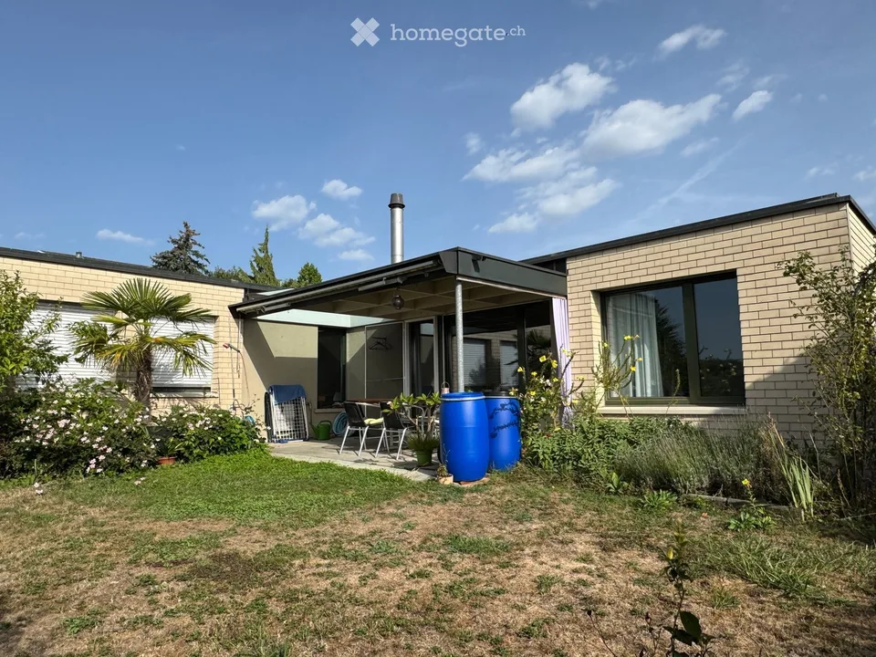 5.5-Zimmer Einfamilienhaus mit Top-Aussicht und absoluter Privatsphäre – Foto 3 von 6