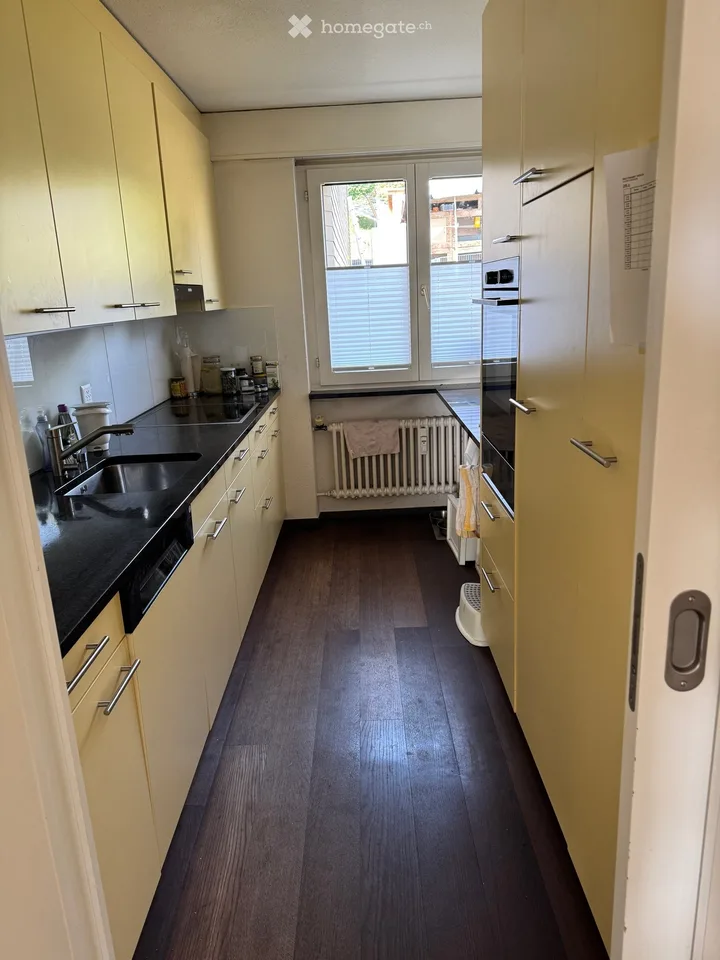 5.5-Zimmer Einfamilienhaus mit Top-Aussicht und absoluter Privatsphäre – Foto 4 von 6