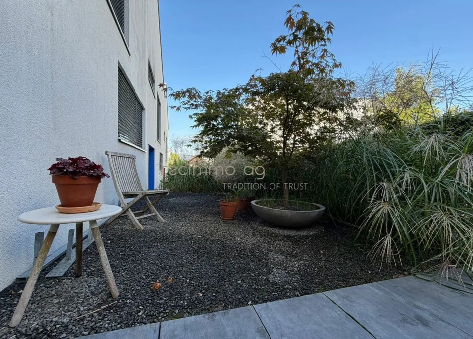 Modernes, lichtdurchflutetes 6.5-Zimmer-Reiheneinfamilienhaus mit Garten in Obfelden – Foto 6 von 13