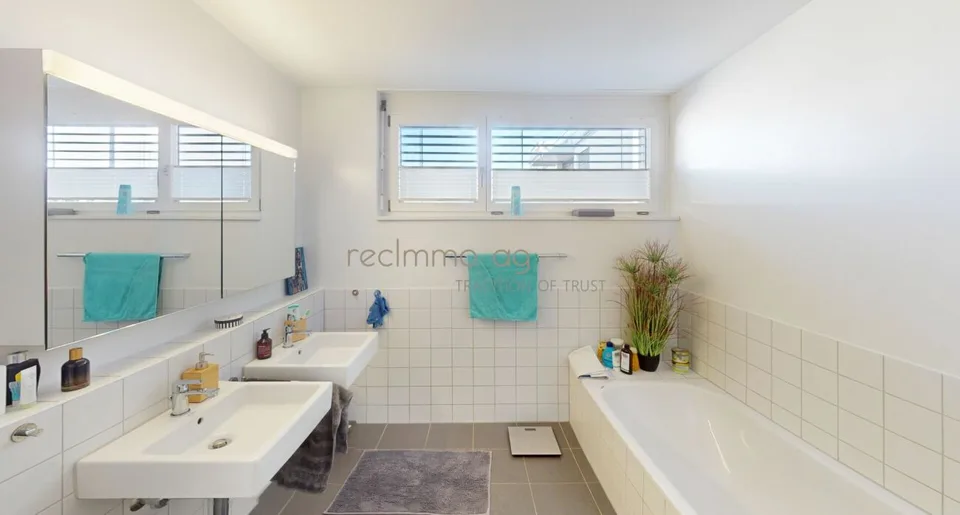 Modernes, lichtdurchflutetes 6.5-Zimmer-Reiheneinfamilienhaus mit Garten in Obfelden – Foto 8 von 13