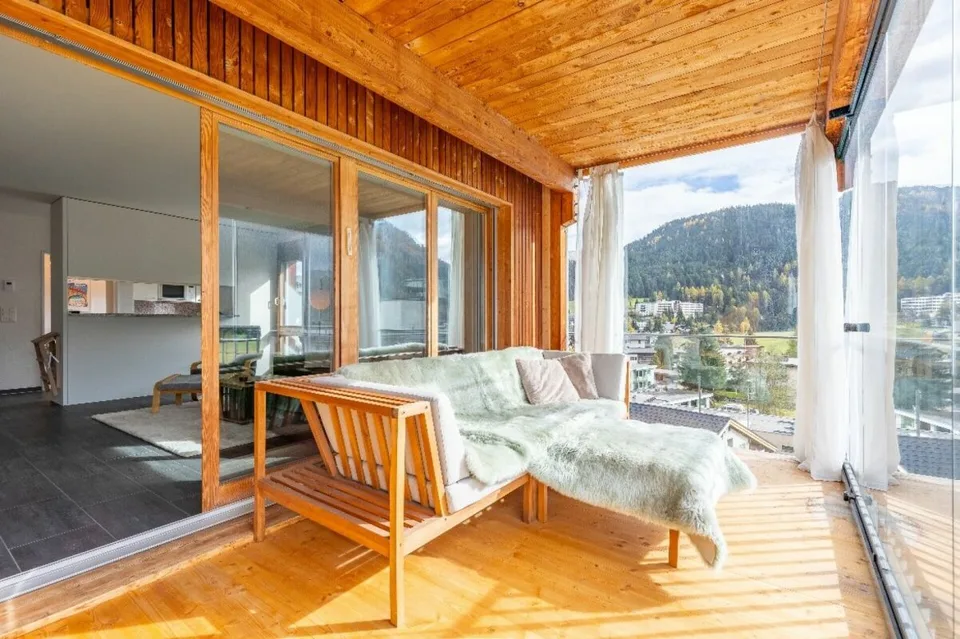 Appartement mansardé de 3,5 pièces meublé
