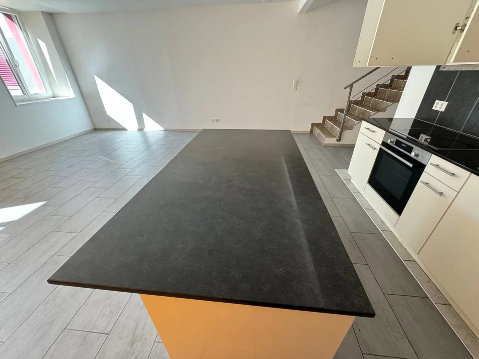 Helles Duplex-Wohnung mit 4.5 Zimmern in Saint-Imier – sofort verfügbar