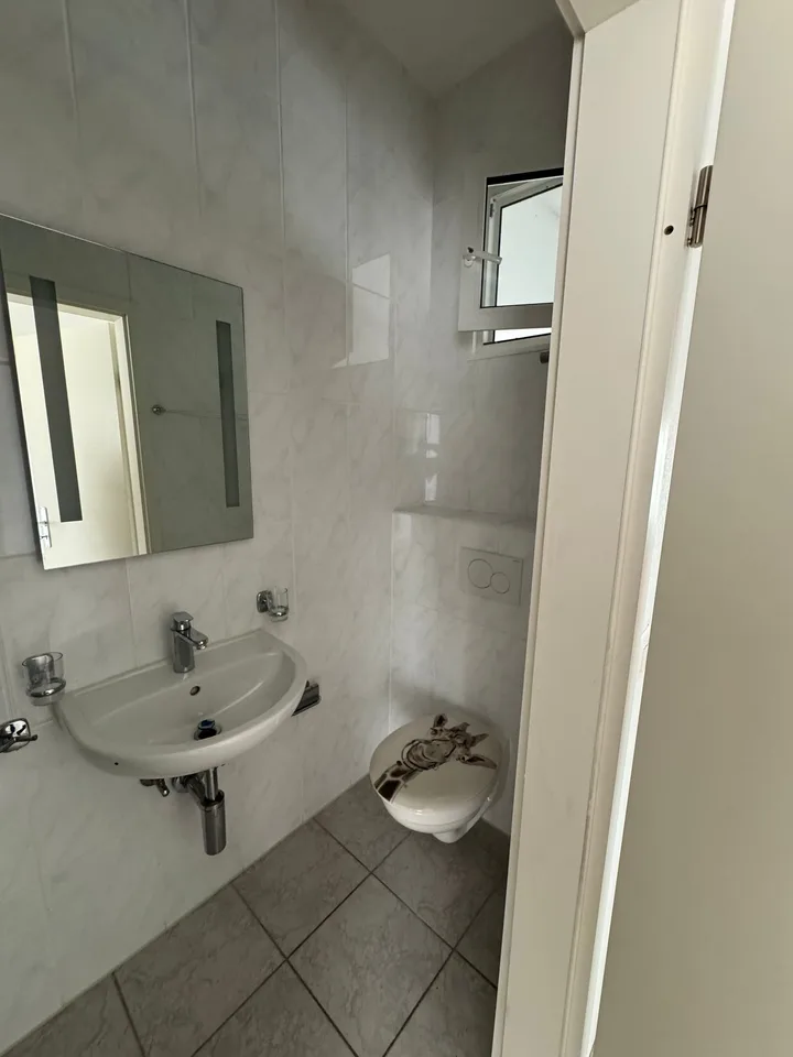 Helles Duplex-Wohnung mit 4.5 Zimmern in Saint-Imier – sofort verfügbar