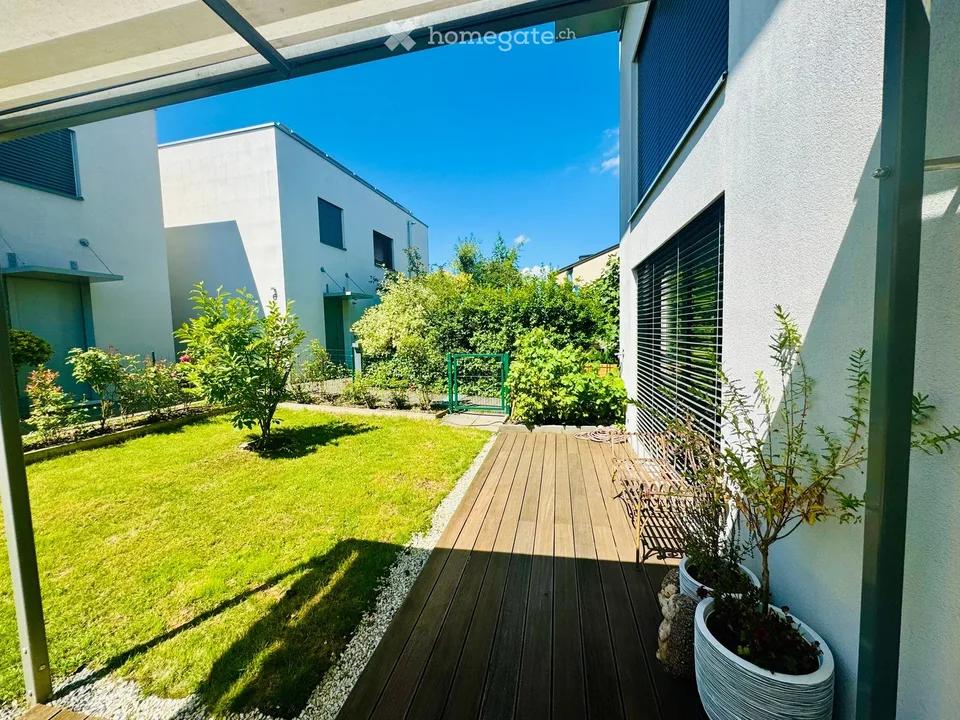 Nachmieter für wunderschönes 5.5 Zimmer Minergie-Einfamilienhaus in Bottmingen gesucht