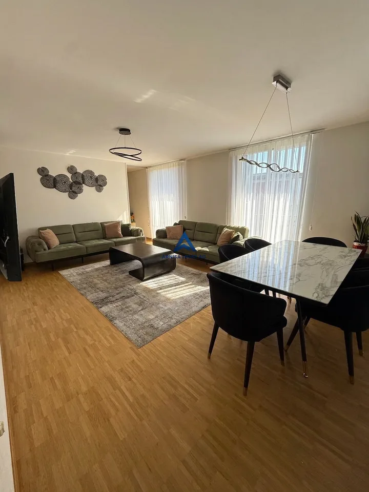 Helle 4.5-Zimmer-Wohnung mit Balkon in Kaiseraugst – sofort verfügbar! – Foto 3 von 15