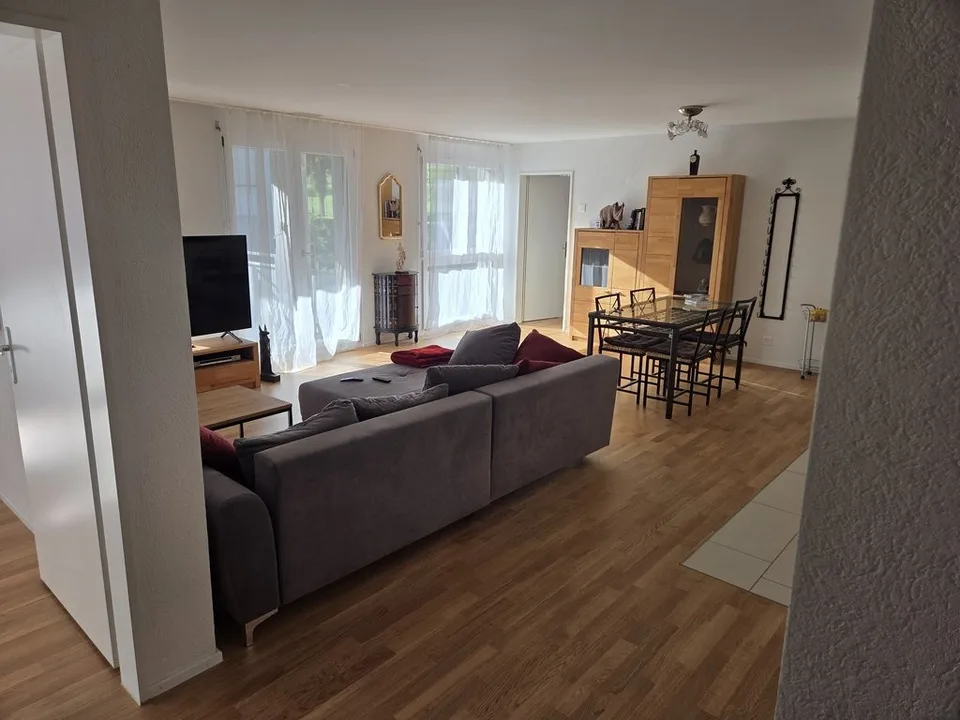 Appartamento luminoso 3.5 locali sul Reno - Vivere a Eglisau con charme
