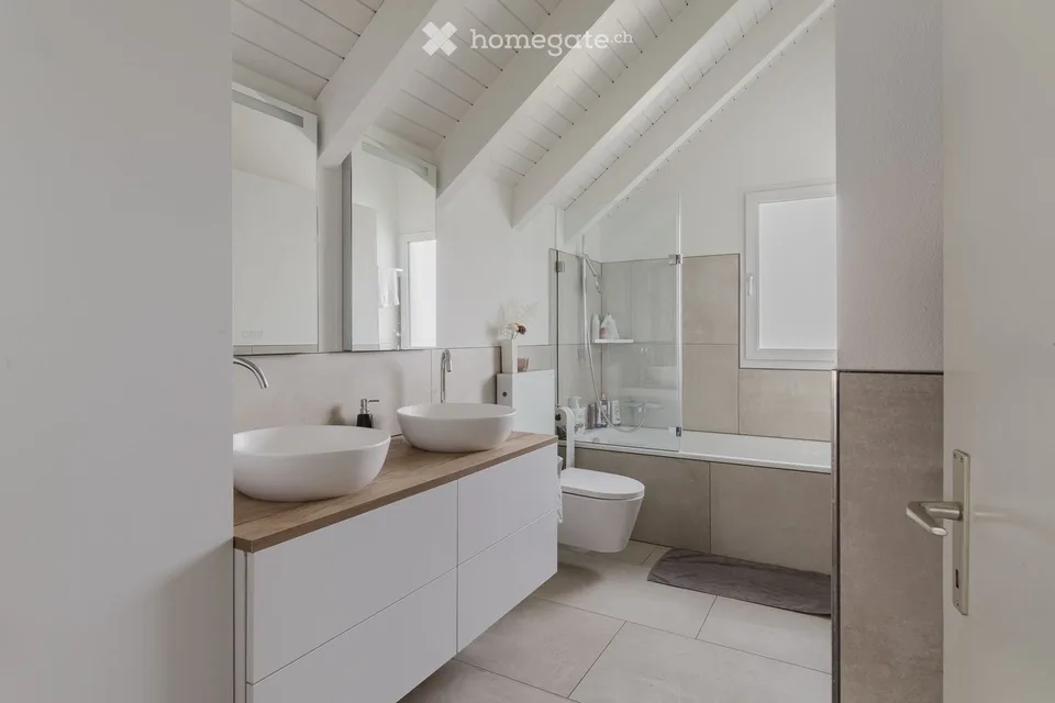 Votre nouvelle maison avec une idylle de jardin – vivre avec style dans le quartier populaire "Breiti" – photo 11 sur 19