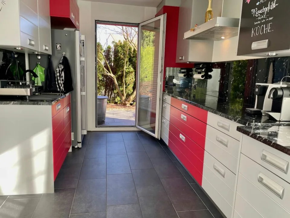 Casa a schiera, lorda, centrale, tranquilla con linguaggio formale chiaro – foto 5 di 20