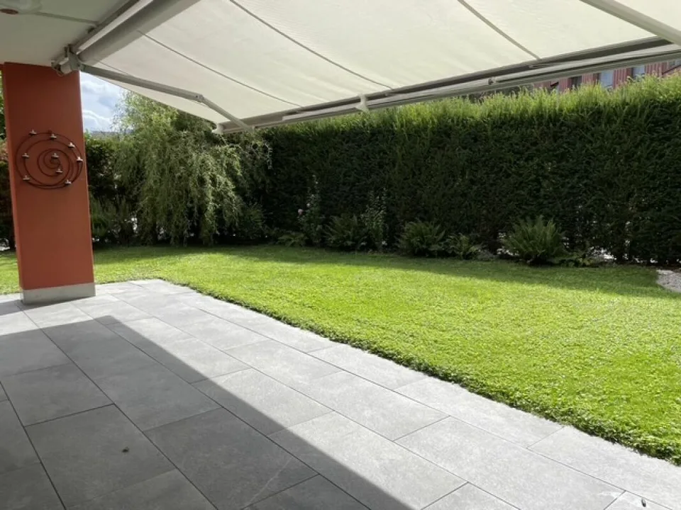 Casa a schiera, lorda, centrale, tranquilla con linguaggio formale chiaro – foto 6 di 20