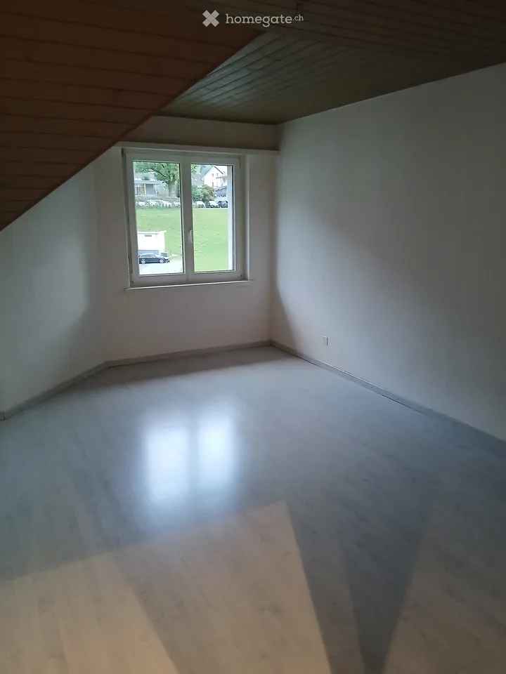 5.5-room maisonette apartment in Schübelbach, available immediately!