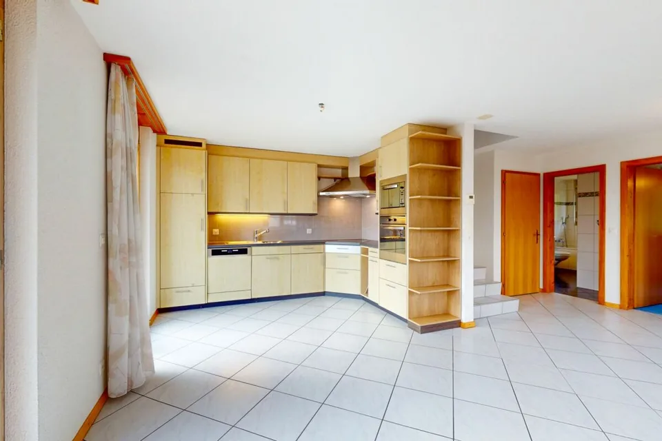 Due appartamenti, una casa piena di possibilità – foto 10 di 22