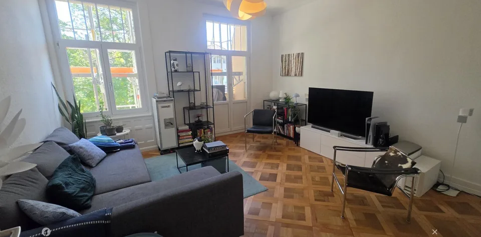 4-Zimmerwohnung mit 3 Balkonen und hohen Decken – Foto 6 von 21