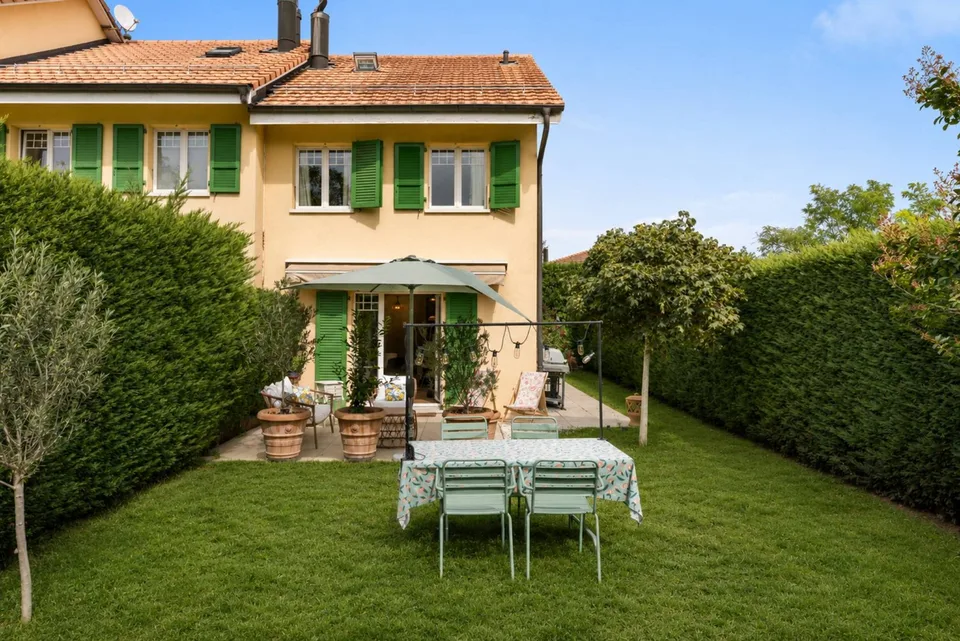 Einladendes Familienhaus mit Garten – Foto 3 von 13