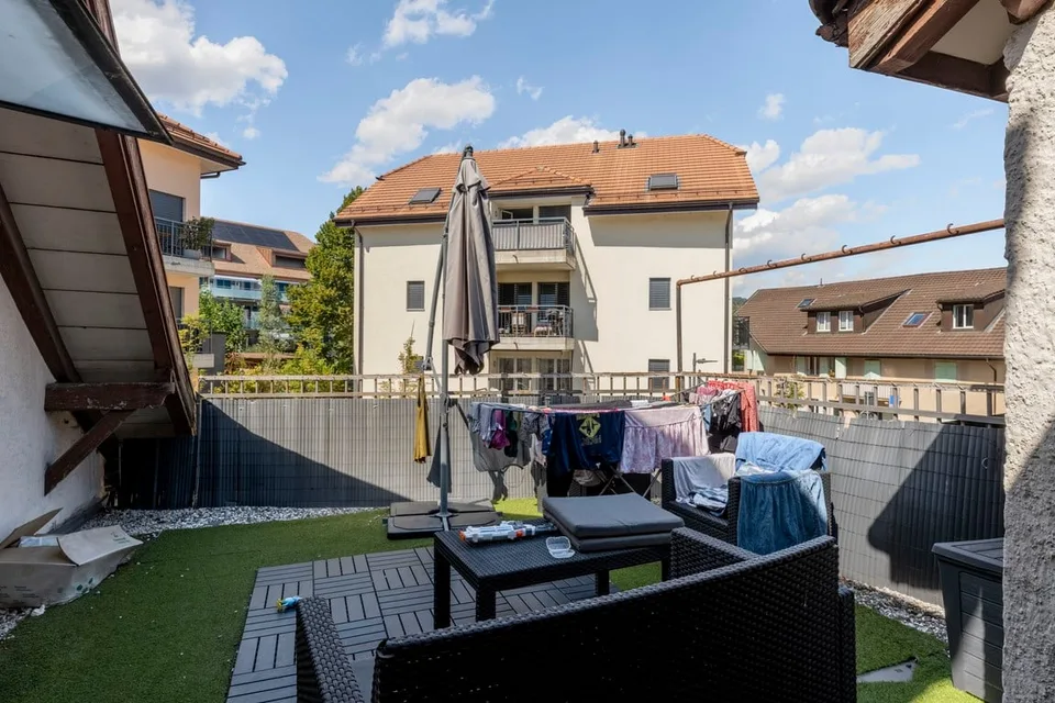 Edificio misto con alto potenziale nel cuore del villaggio di Bôle (Comune di Milvignes) – foto 25 di 26