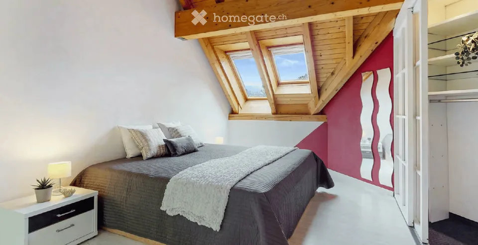 Spacious 5.5-room maisonette apartment with balcony and beautiful views in Aadorf