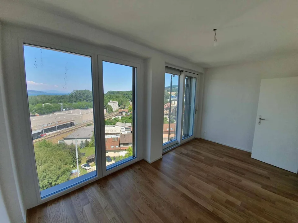 Sehr schönes Apartment im 9. Stock mit Blick auf den Neuenburgersee und den Jura – Foto 7 von 10