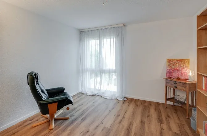 4.5-Zimmerwohnung an ruhiger Lage in Sutz – Foto 4 von 5