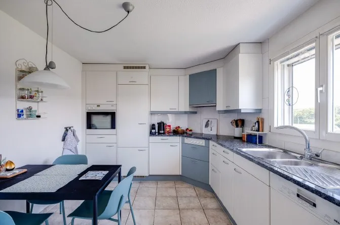 4.5-Zimmerwohnung an ruhiger Lage in Sutz – Foto 3 von 5