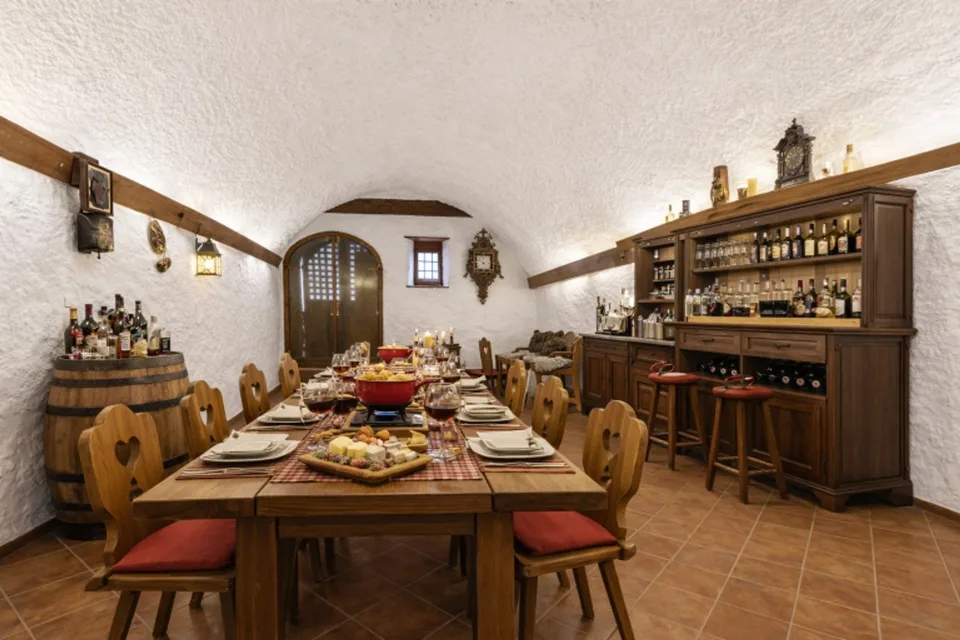 Maison villageoise de caractère balcon en toiture avec très belle vue – Foto 21 von 26