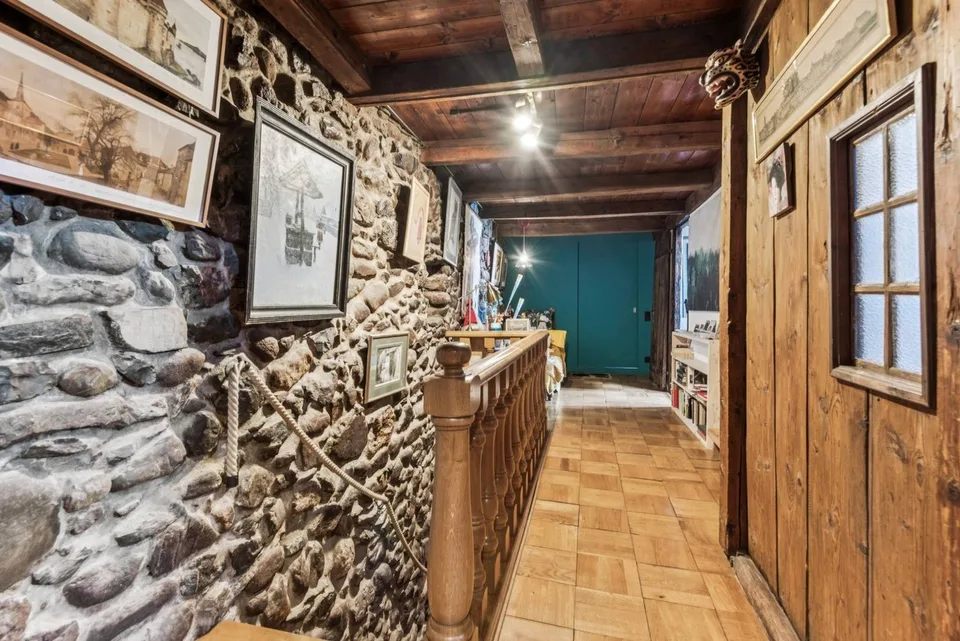Maison villageoise de caractère balcon en toiture avec très belle vue – Foto 26 von 26