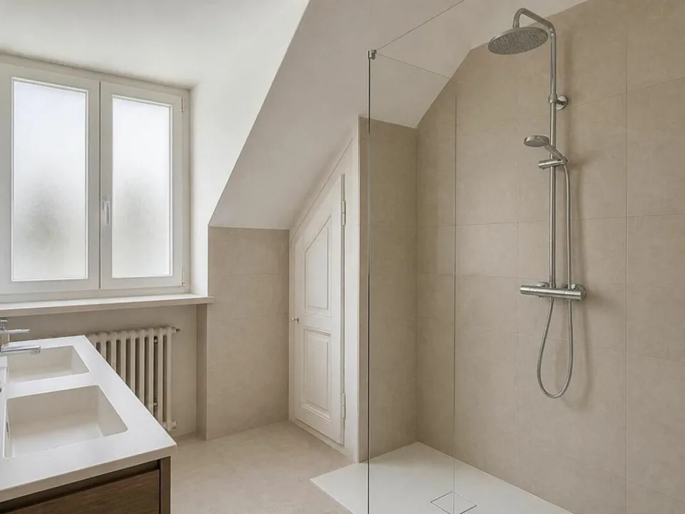 Magnifico potenziale per questo duplex di 5 locali da personalizzare – foto 6 di 11