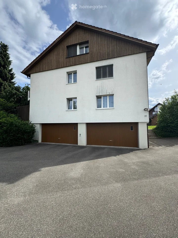 Spacious 5.5-room apartment in Nürensdorf