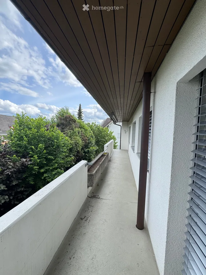 Spacious 5.5-room apartment in Nürensdorf
