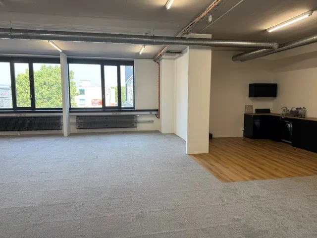 Spazio ufficio moderno in una posizione super a Dietikon – 260 m² al 2° piano – foto 18 di 30