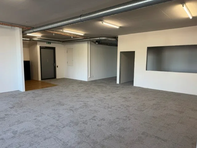 Spazio ufficio moderno in una posizione super a Dietikon – 260 m² al 2° piano – foto 19 di 30