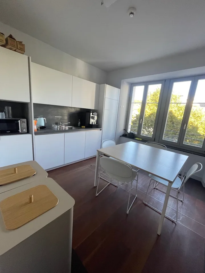 Commercial premises of approximately 136 m² – photo 7 of 12
