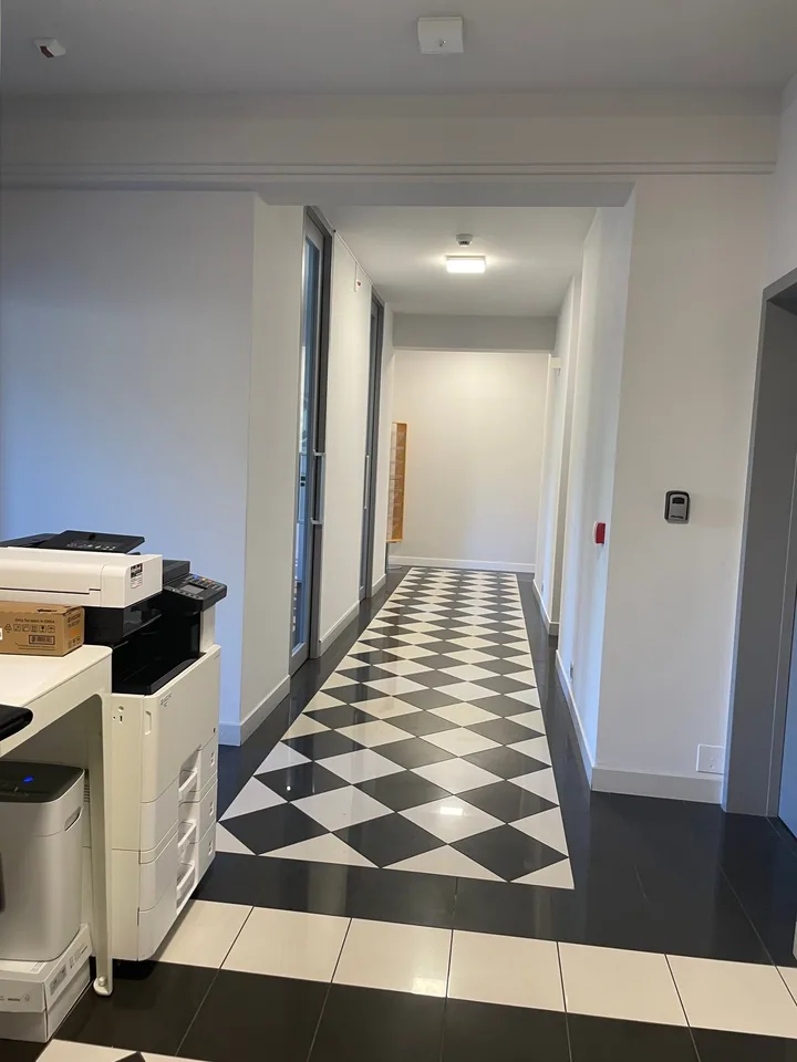 Commercial premises of approximately 136 m² – photo 4 of 12