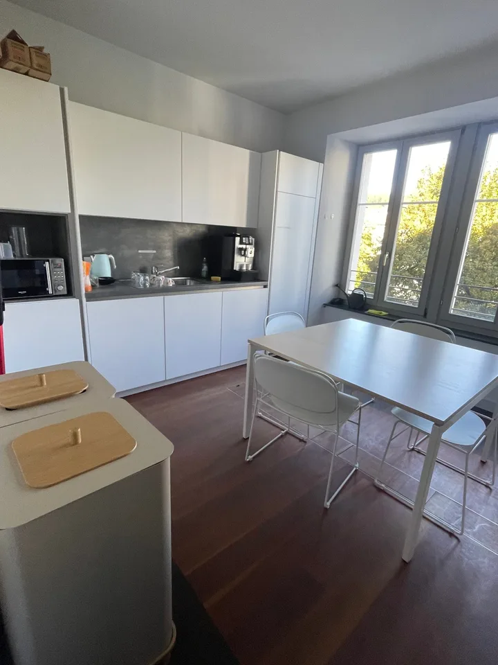 Commercial premises of approximately 136 m² – photo 5 of 12