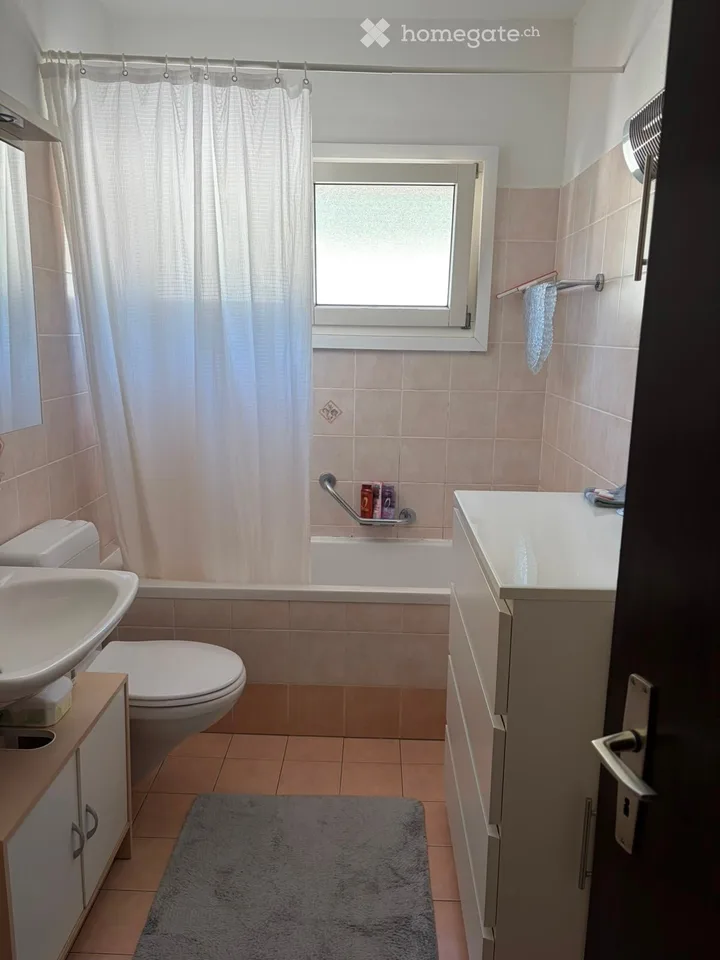 À louer à Biasca à partir du 1er octobre, appartement 4 pièces