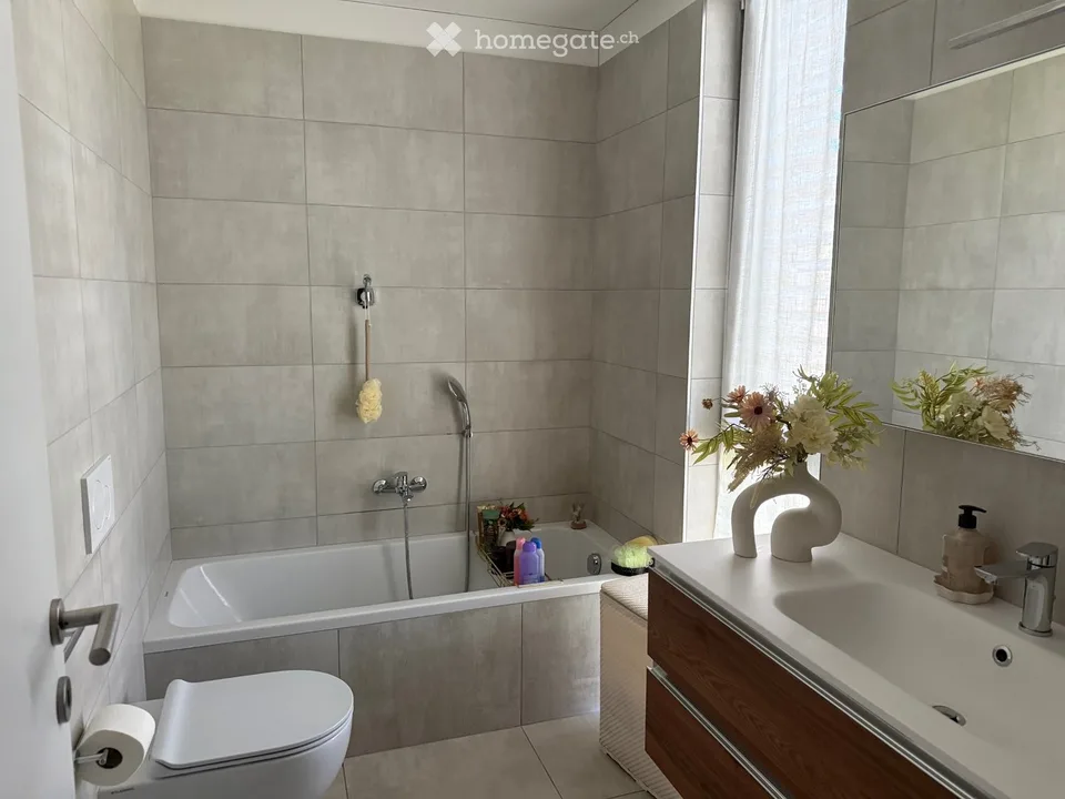 Appartement moderne à reprendre 4,5