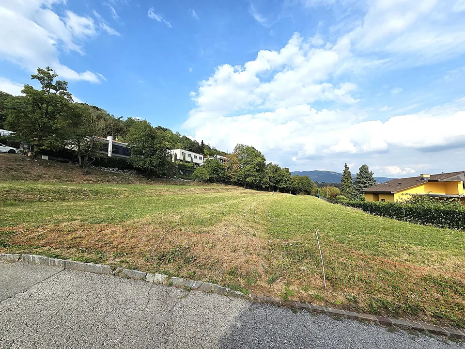 Terreno edificabile in zona residenziale estensiva ad Arzo – foto 3 di 7