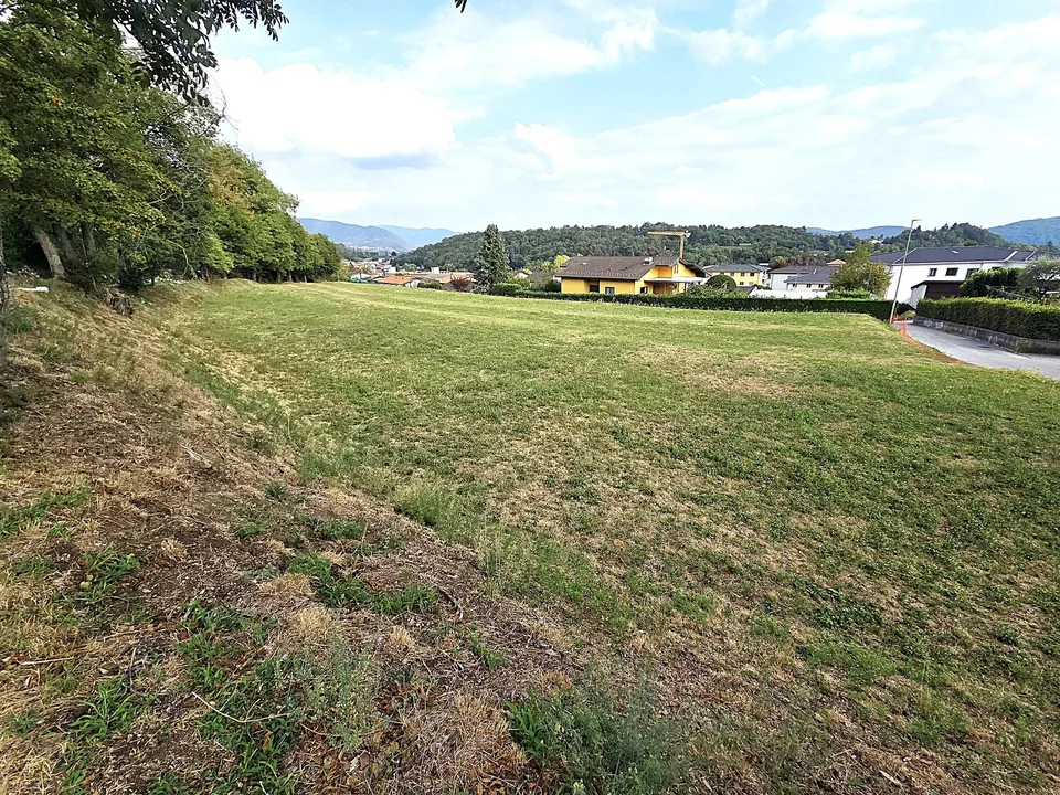 Terreno edificabile in zona residenziale estensiva ad Arzo – foto 4 di 7