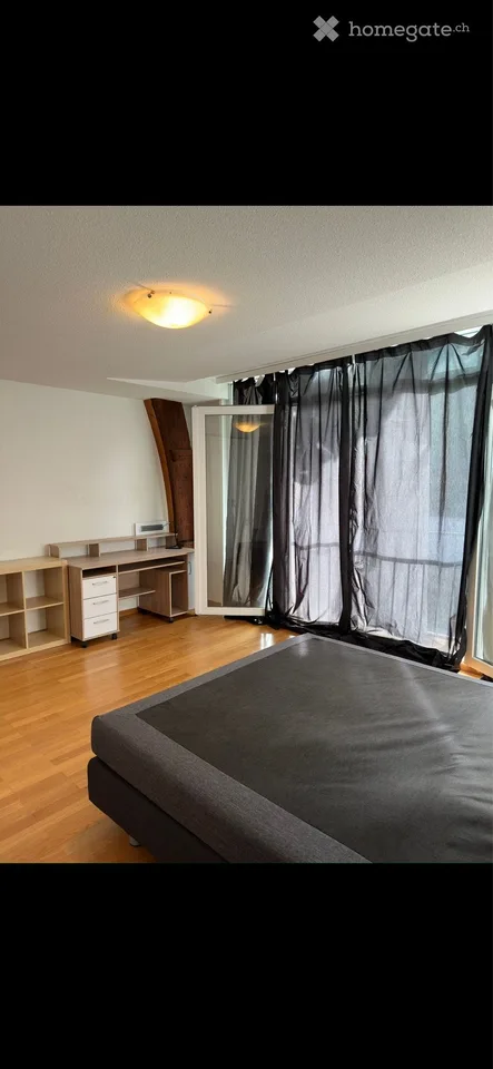Chambre meublée en colocation