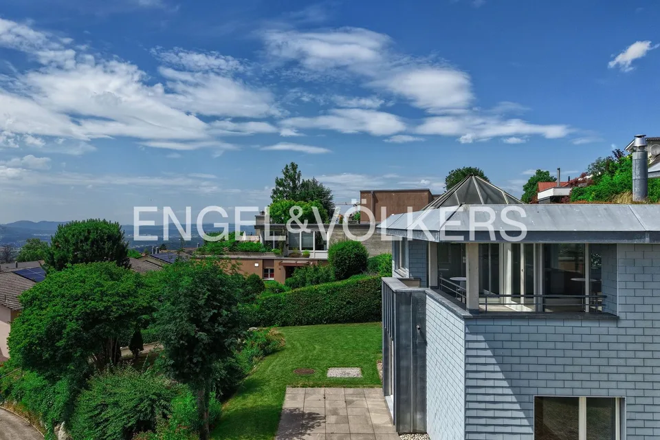 Casa unifamiliare a terrazza soleggiata con vista magnifica