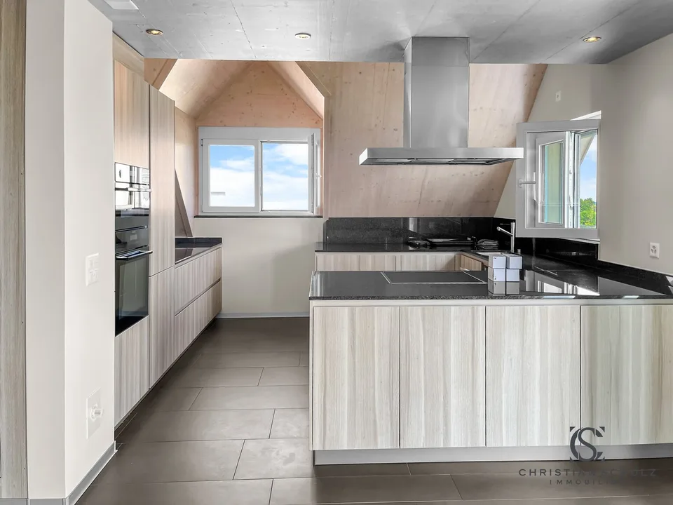 Exklusive Maisonettewohnung mit Panoramablick – modernes Wohnen in Berg TG