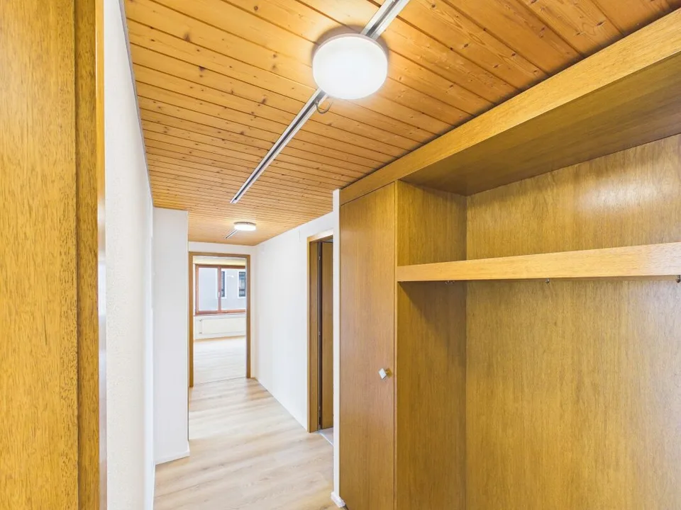 Zentrale Wohnung mit warmer Ausstattung in Sissach