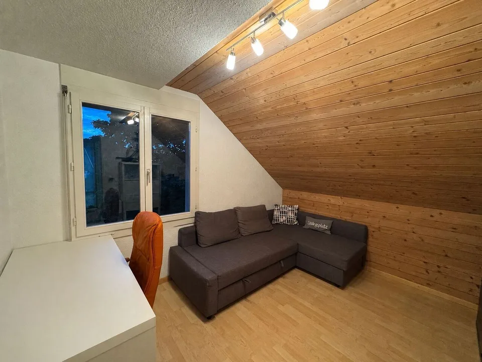APPARTEMENT 3.5 PIÈCES AVEC GALERIE À RUBIGEN