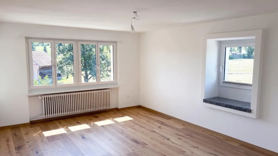 Completely renovated 3-room apartment with large balcony