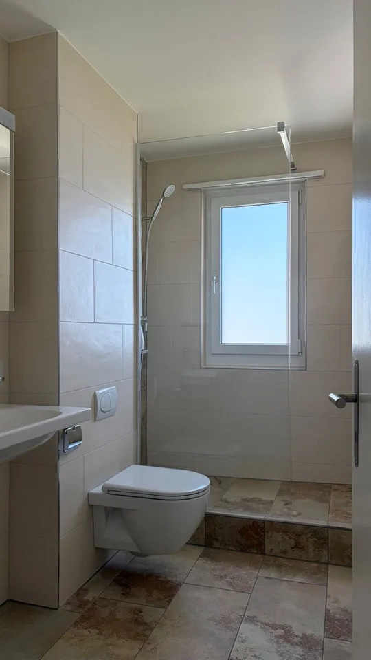 Completely renovated 3-room apartment with large balcony