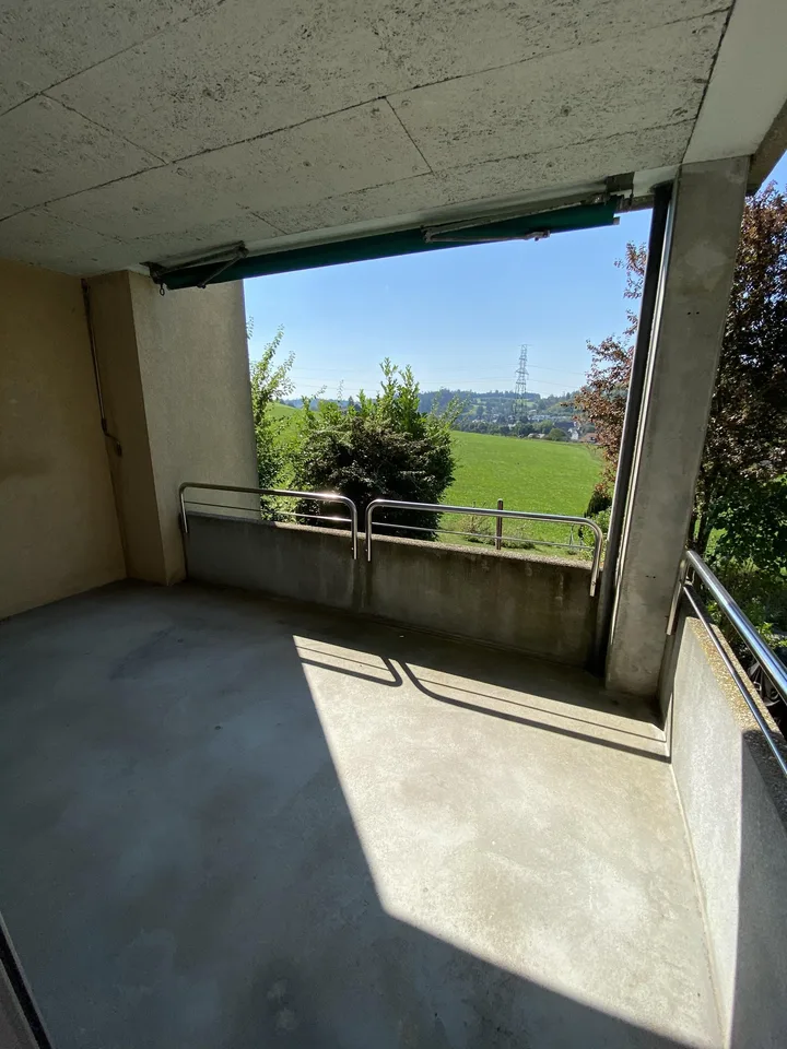 3.5 Zimmerwohnung mit Weitsicht in Niederwangen b. Bern – Foto 3 von 8