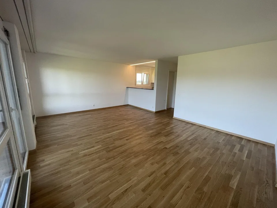 3.5 Zimmerwohnung mit Weitsicht in Niederwangen b. Bern – Foto 2 von 8