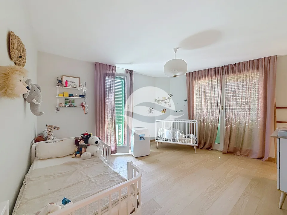 Sublimes Apartment, geräumig mit Blick auf den See und den Springbrunnen! – Foto 10 von 12