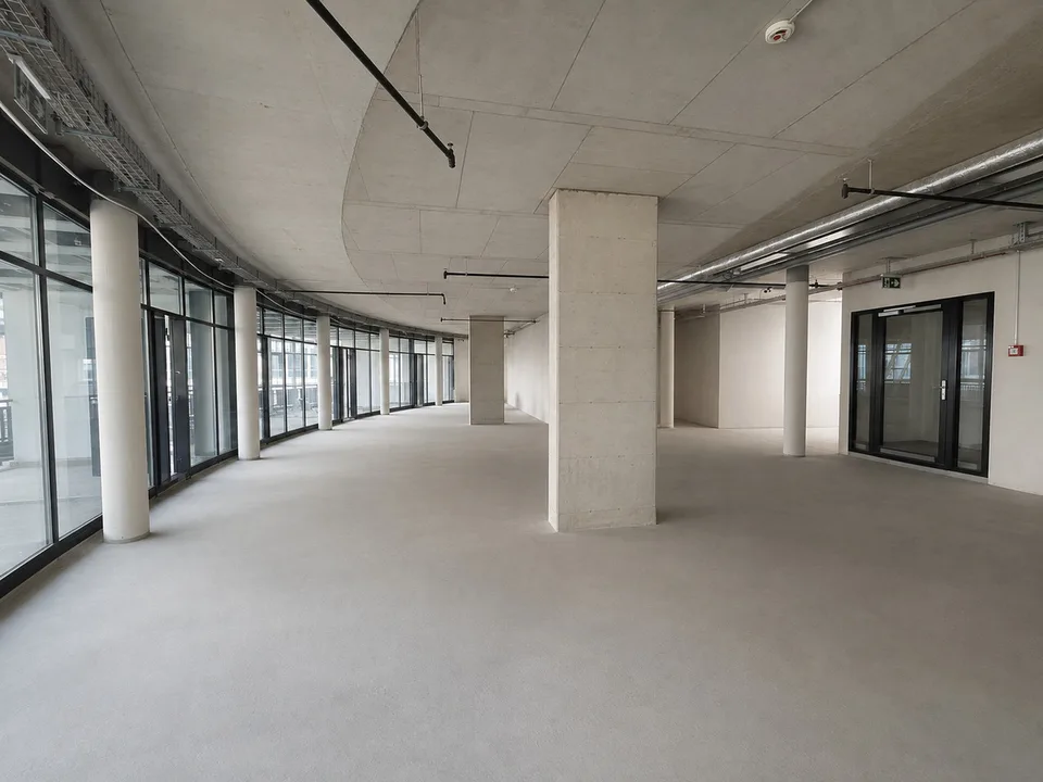 560 m² für Ihre Vision - Büro oder Praxis mitten in Baden – photo 2 sur 12